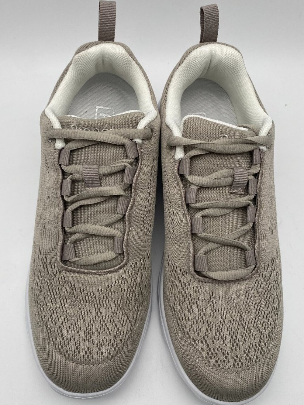 PROPET WOMEN'S TRAVELACTIV SNEAKERS TAUPE #W1502